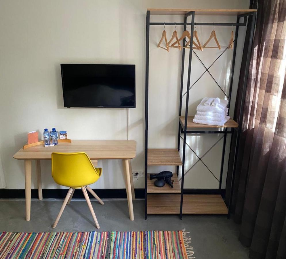 Bed & Breakfast 23 อาเมอรองเงอ ภายนอก รูปภาพ